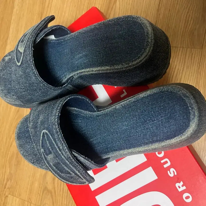 [BUNJANG] Diesel SA OVAL D PF W Denim Sandals / 디젤 SA 오발 D PF W 샌들 - 블루/37사이즈