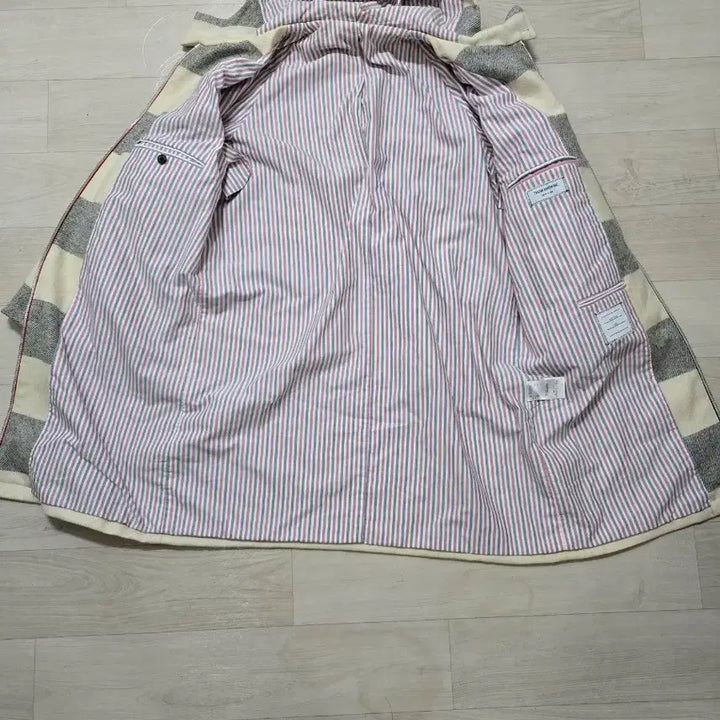 [BUNJANG] Thom Browne Striped Hooded Coat Men&