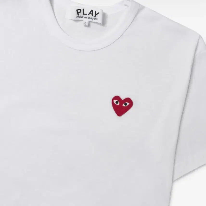 [SOLD OUT] 플레이 꼼데가르송 레드 하트 티셔츠 화이트 [S,M]