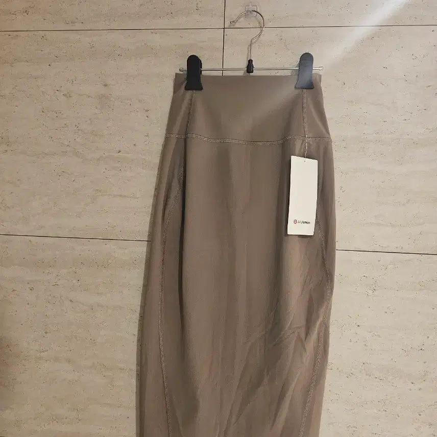 [BUNJANG] Lululemon Skirt - Size 4 / 새상품)룰루레몬 스커트 4사이즈
