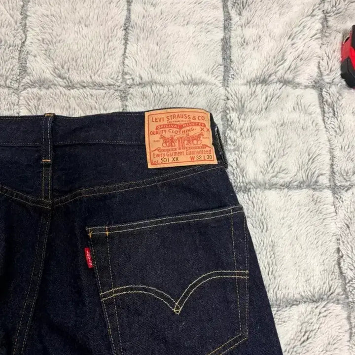 [SOLD OUT] lvc55501 린스드 32/30판매
