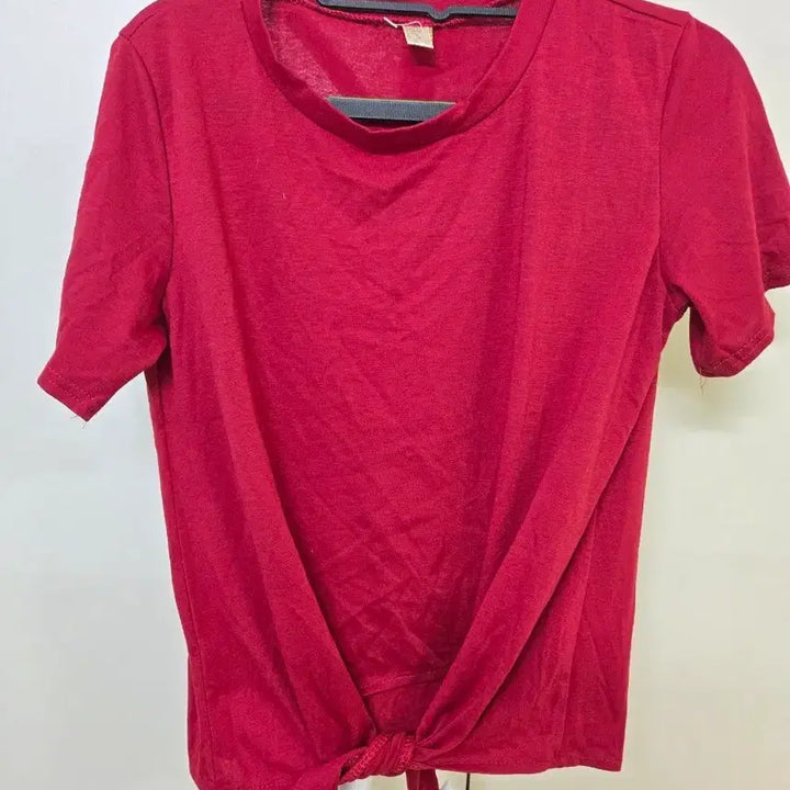 [BUNJANG] Red Knot Short Sleeve T-Shirt / 레드 매듭 반팔 티셔츠