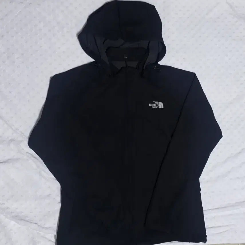 [SOLD OUT] 노스페이스 90(L) 여성 바람막이