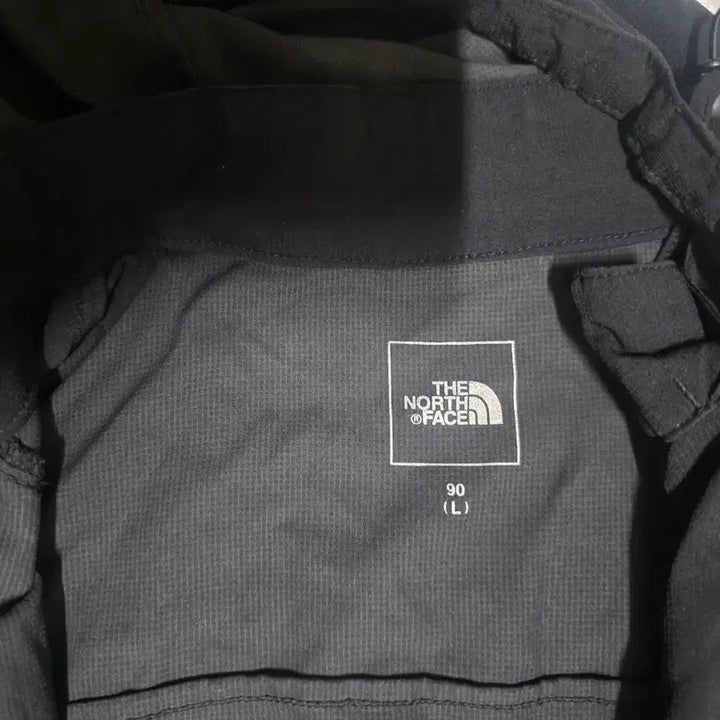 [SOLD OUT] 노스페이스 90(L) 여성 바람막이