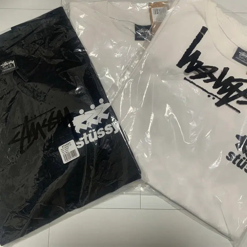 [BUNJANG] Stussy Surfer Short Sleeve T-shirt Black/White / (병행정품)스투시 서퍼 반팔 티셔츠 서프 블랙/화이트 미개봉 새상품