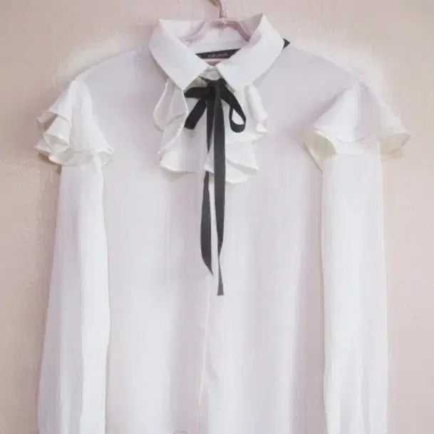 [SOLD OUT] Zara 화이트 쉬폰 블라우스 (홑곁)