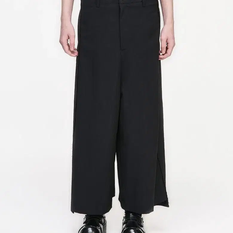 [BUNJANG] Songzio Asymmetric Cut Crop Wide Pants / [78] 25FW 송지오 컬렉션 어시메트릭 컷 크롭 와이드 팬츠