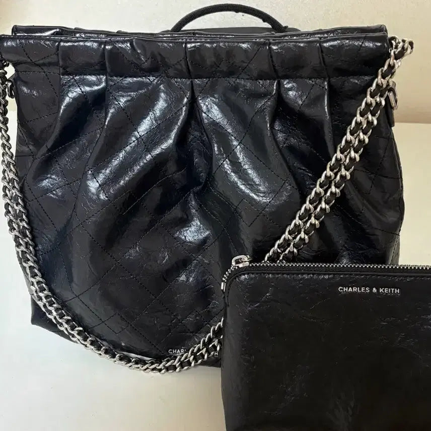 [BUNJANG] Charles &amp; Keith Duo Double Chain Hobo Bag - Noir - Large / 찰스앤키스 듀오 더블 체인 호보백 느와르 라지