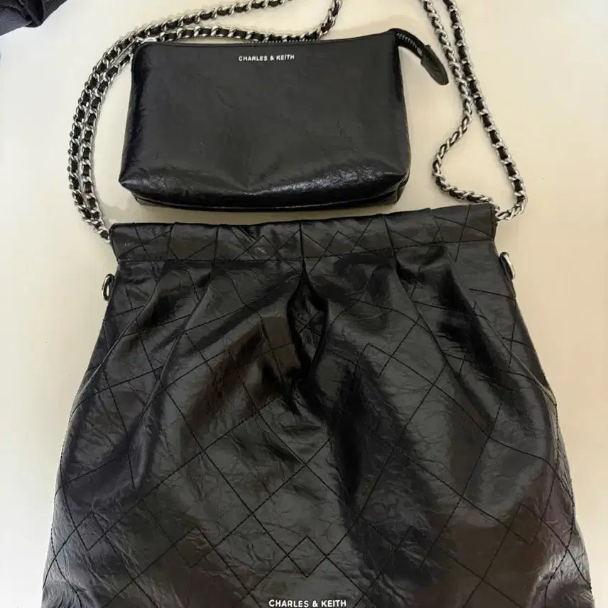 [BUNJANG] Charles &amp; Keith Duo Double Chain Hobo Bag - Noir - Large / 찰스앤키스 듀오 더블 체인 호보백 느와르 라지