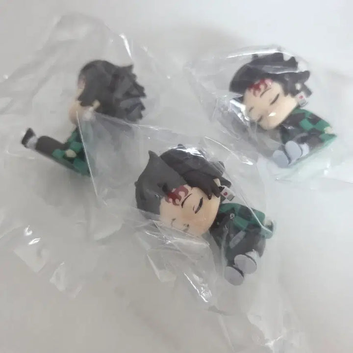 [BUNJANG] Demon Slayer Kamado Tanjirou Figure / 귀멸의칼날 네무라세타이 카마도 탄지로 가챠