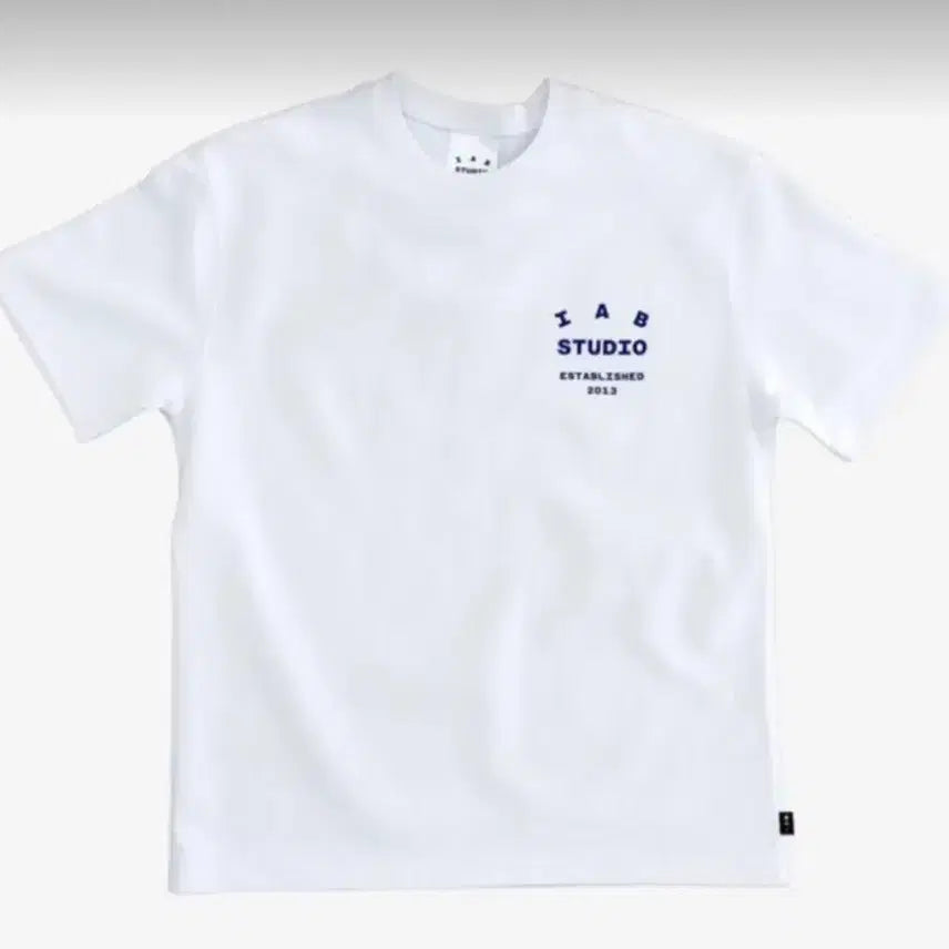 [SOLD OUT] 아이앱스튜디오 반팔 흰색 XL 미개봉 새제품