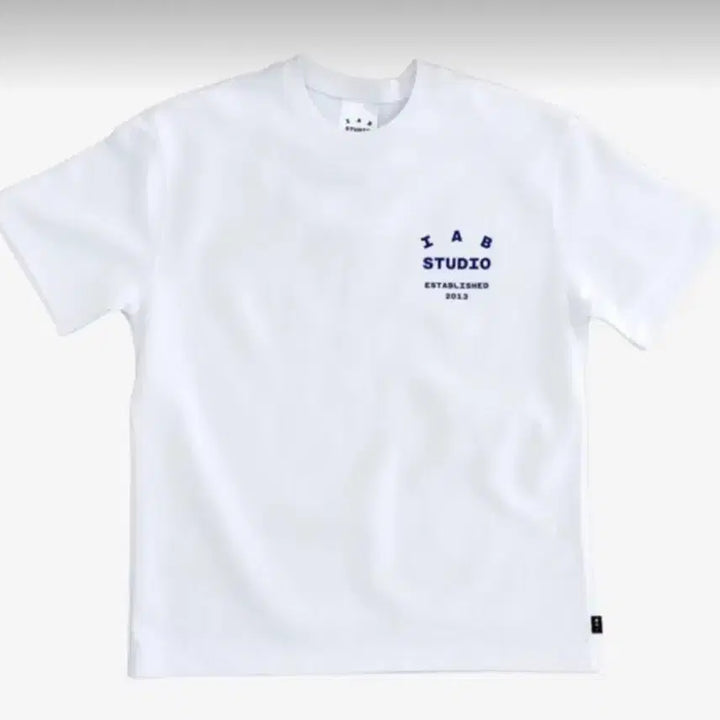 [SOLD OUT] 아이앱스튜디오 반팔 흰색 XL 미개봉 새제품