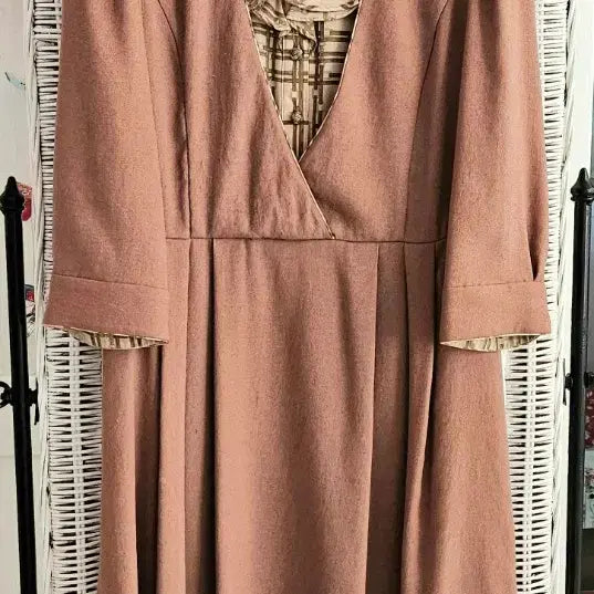 [BUNJANG] BCBG Floral Print Midi Dress / 시원하고 단아한 비씨비지 원피스 55(봄~초여름)
