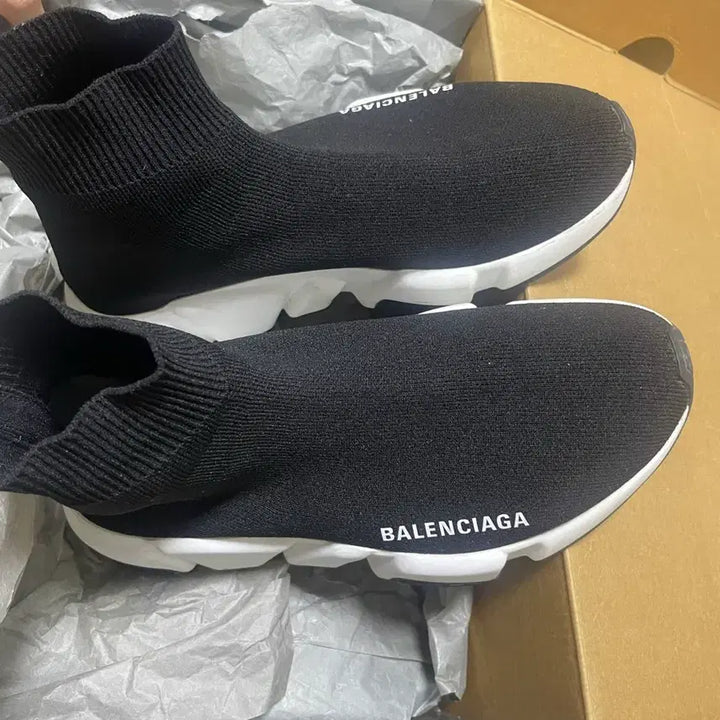 [BUNJANG] Balenciaga Speed Runner Sneakers / 발렌시아가 스니커즈 스피드 러너 35