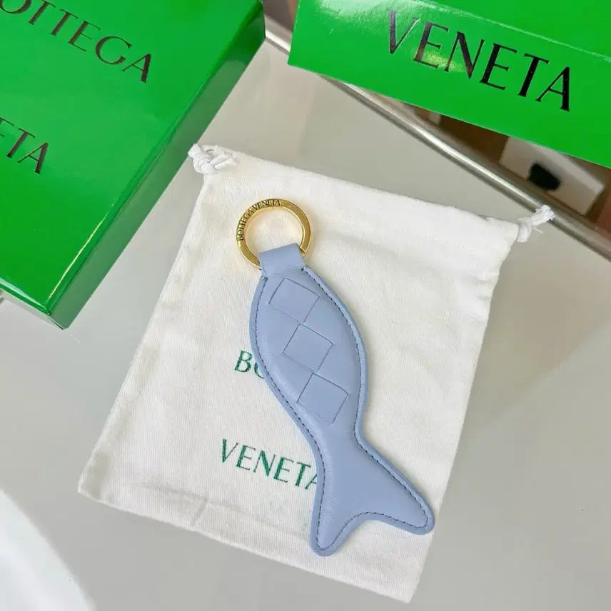 [BUNJANG] Bottega Veneta Fish Keyring / 보테가 베네타 물고기 키링 블루