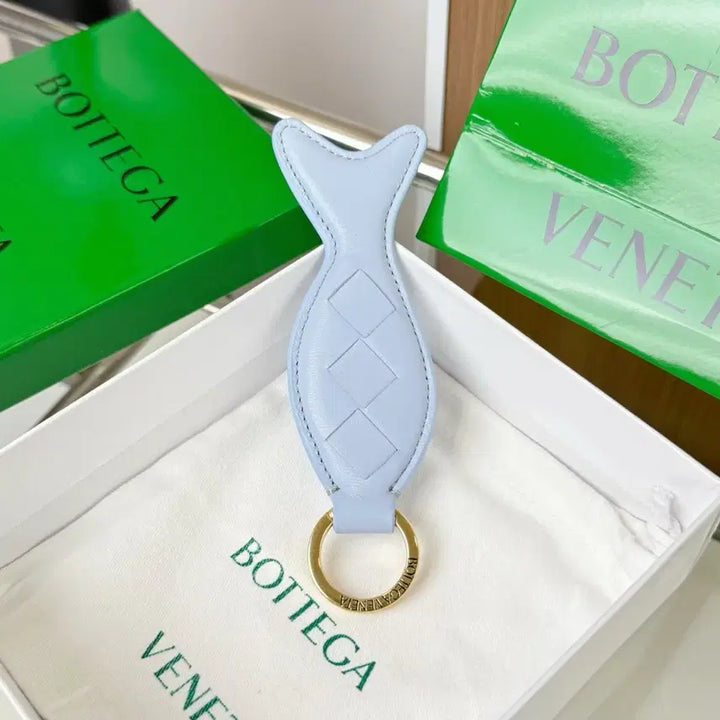 [BUNJANG] Bottega Veneta Fish Keyring / 보테가 베네타 물고기 키링 블루