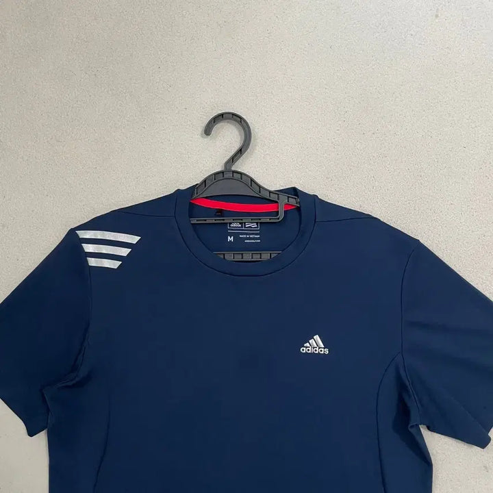 [BUNJANG] Adidas Functional Round Short-Sleeve T-Shirt M (B.4859) / M 아디다스 기능성 라운드 반팔티 B.4859
