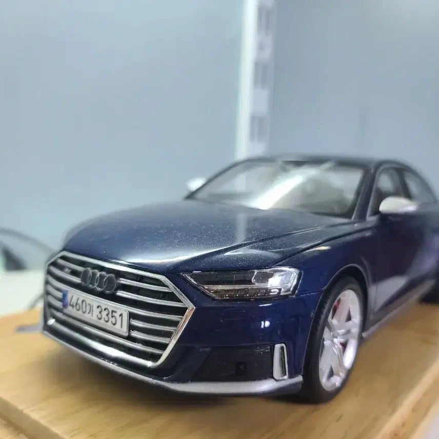[SOLD OUT] gt스피릿 1/18 아우디s8 다이캐스트