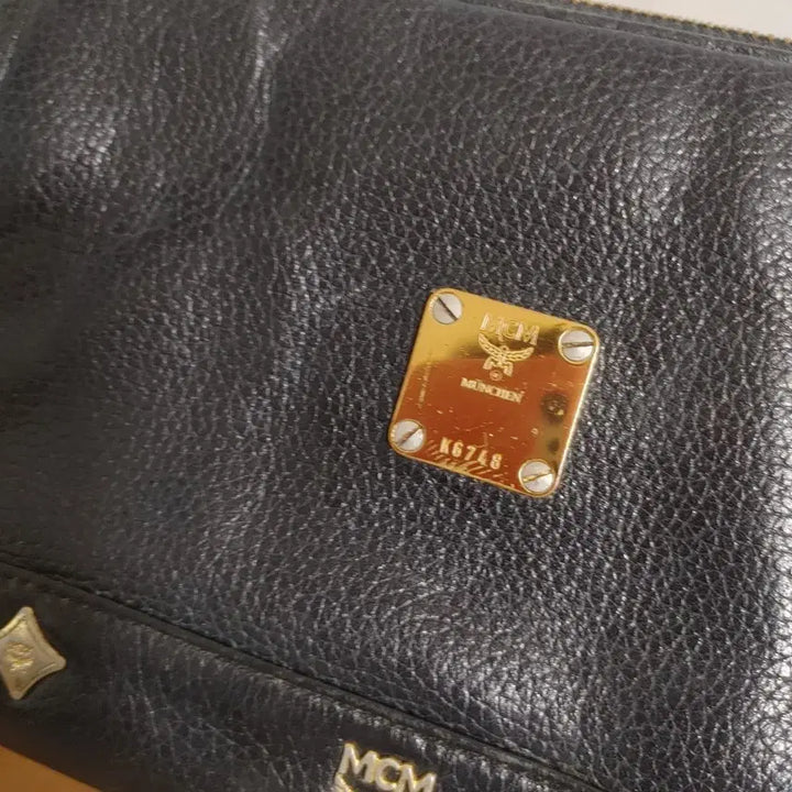 [BUNJANG] MCM Crossbody Bag / 엠씨엠 크로스백