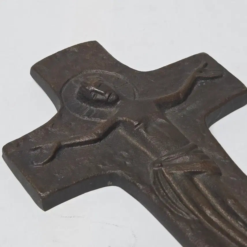 [BUNJANG] 1950s Italian Antique Artist Brass Cast Cross / 50년대 이탈리아 앤틱 작가 황동 십자가 주물 십자가 이탈리아