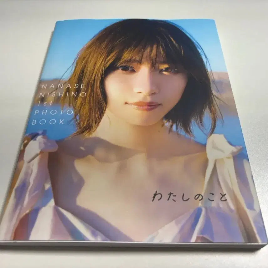 [BUNJANG] Nogizaka46 Nanase Nishino 1st Photo Book / 노기자카46 니시노 나나세 1st 사진집