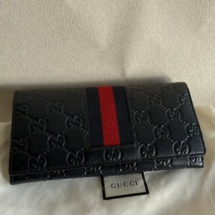 [BUNJANG] Gucci GG Embossed Long Wallet (Navy) / 구찌 GG 엠보스 장지갑 남색