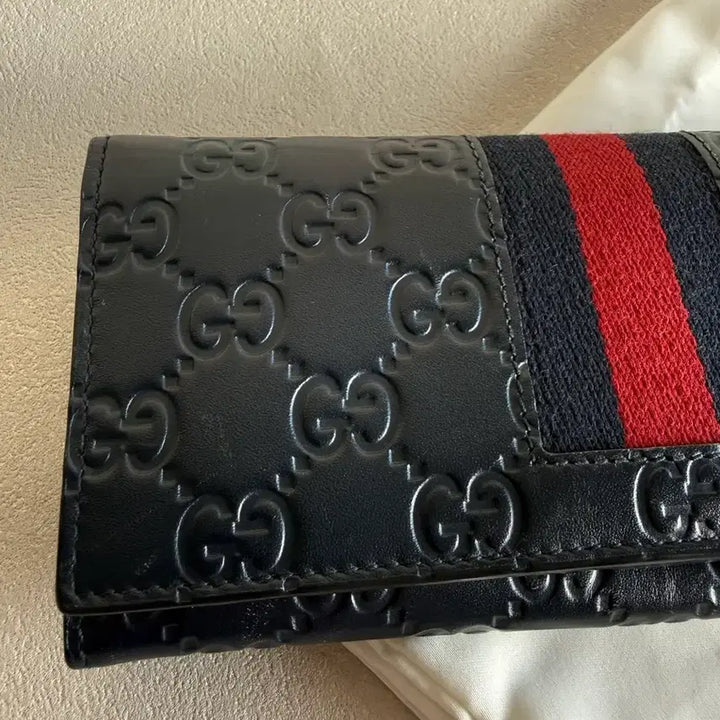 [BUNJANG] Gucci GG Embossed Long Wallet (Navy) / 구찌 GG 엠보스 장지갑 남색