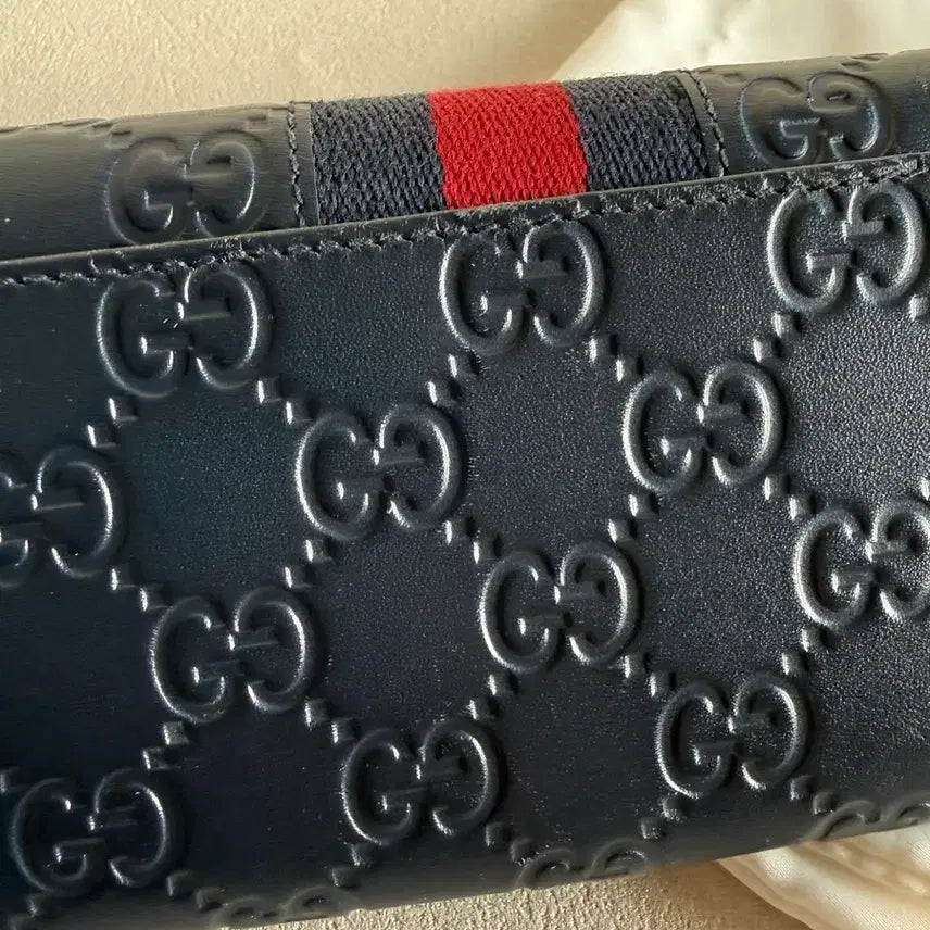 [BUNJANG] Gucci GG Embossed Long Wallet (Navy) / 구찌 GG 엠보스 장지갑 남색