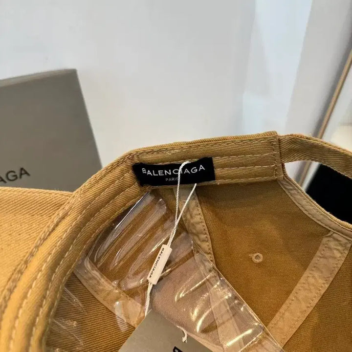 [BUNJANG] Balenciaga Distressed Baseball Cap Beige / 발렌시아가 디스트로이드 볼캡 베이지