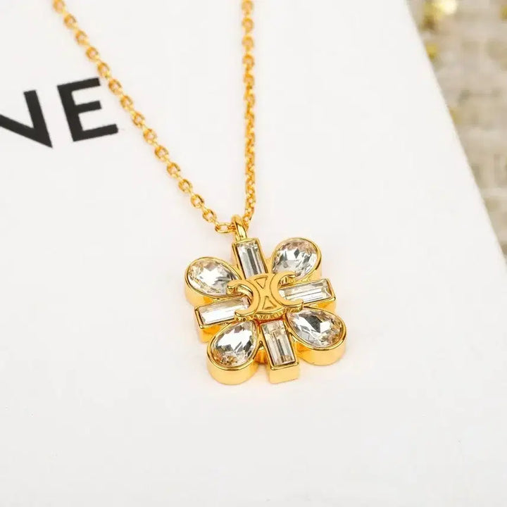 [SOLD OUT] 금색 플라워 큐빅 목걸이