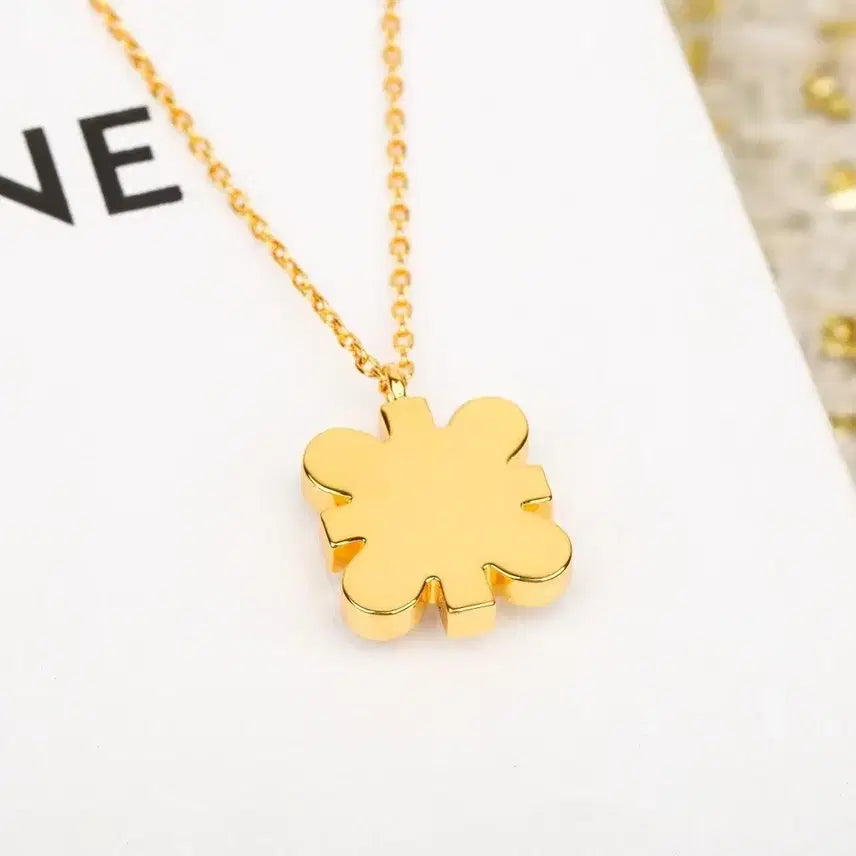 [SOLD OUT] 금색 플라워 큐빅 목걸이