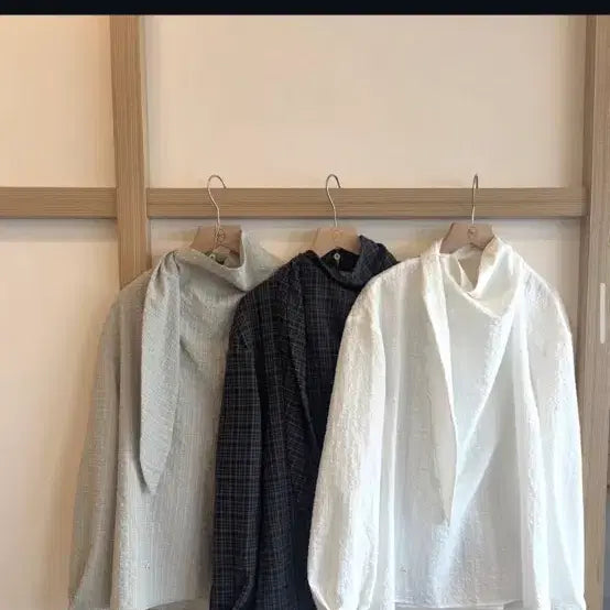 [BUNJANG] Auro Scarf Tie Blouse / 아우로 스카프 타이 블라우스(새상품,챠콜)
