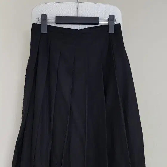 [BUNJANG] Areyou Black Pleated Skirt - Small / 아레유 검정색 플리츠 스커트 스몰 사이즈