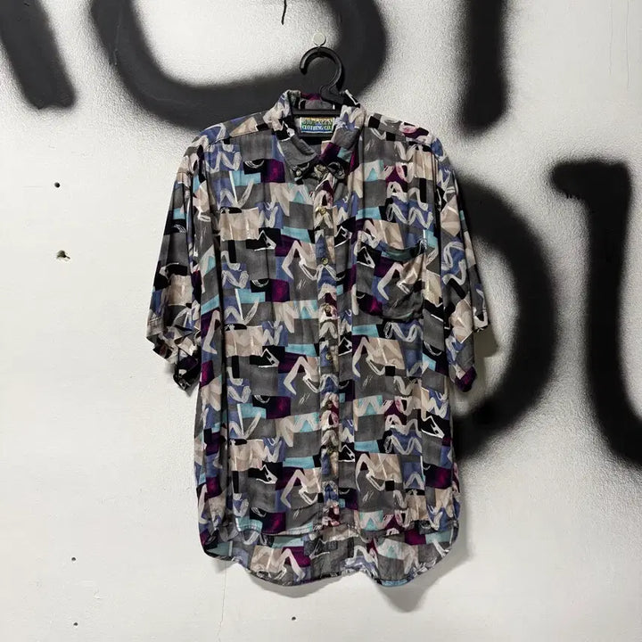 [BUNJANG] Vintage Geometric Patterned Short Sleeve Shirt / VTG 빈티지 빅사이즈 기하학 풀 패턴 반팔 셔츠
