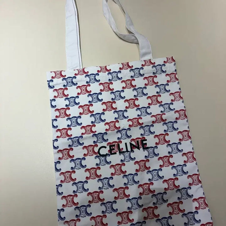 [BUNJANG] Celine Triomphe Pattern Eco Bag / 셀린느 트리오페 패턴 에코백