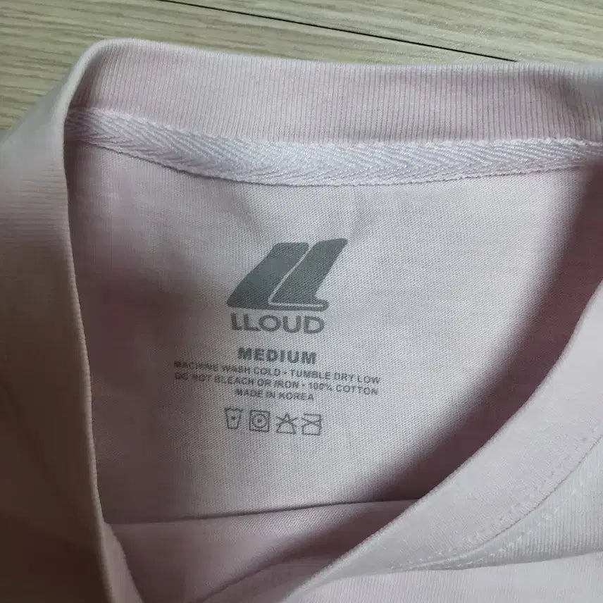 [SOLD OUT] LLOUD 핑크색 반팔 티셔츠 M 팝니다