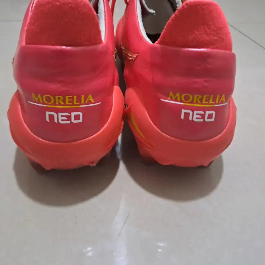 [BUNJANG] Mizuno Morelia Neo 4 Beta Japan Soccer Cleats / 미즈노 모렐리아 네오4 베타 재팬 285