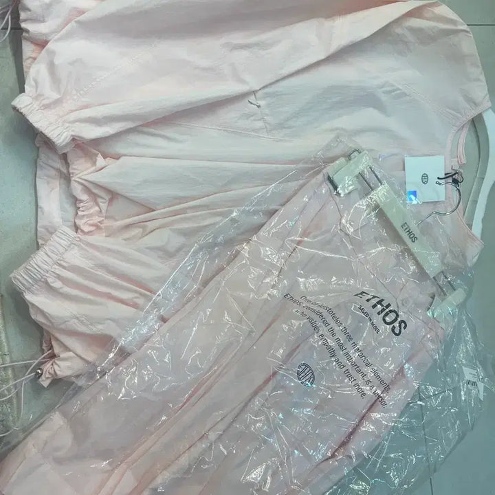 [BUNJANG] ETHOS Pink Crunch Midi Skirt and Sweatshirt Set - Size S / ETHOS 에토스 핑크 크런치 미디 스커트와 상의 셋업 S