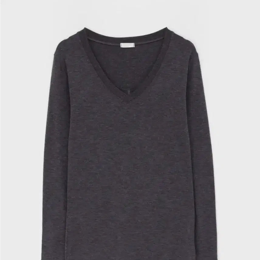 [BUNJANG] Black Up Velkir V-Neck Long Sleeve T-Shirt / 블랙업 벨키르 브이넥 긴팔티