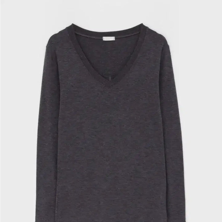 [BUNJANG] Black Up Velkir V-Neck Long Sleeve T-Shirt / 블랙업 벨키르 브이넥 긴팔티