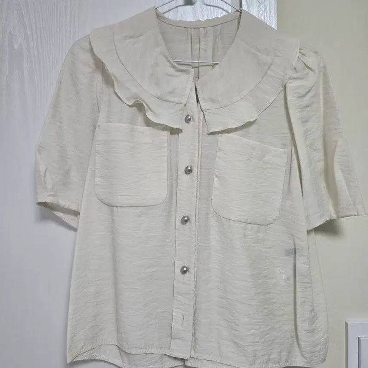 [BUNJANG] Sisley Blouse / 시슬리 블라우스(2025)