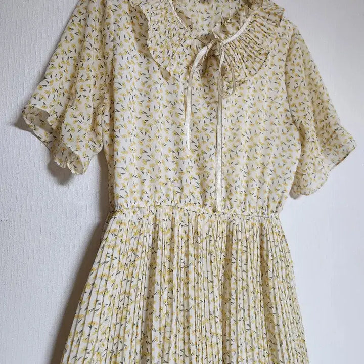 [BUNJANG] Coin Coax 2020 Chiffon Pleated Long Dress / 코인코즈2020쉬폰 플리츠 롱원피스55~66반