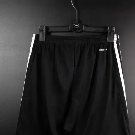 [BUNJANG] Adidas Black Shorts / 아디다스 블랙 쇼츠