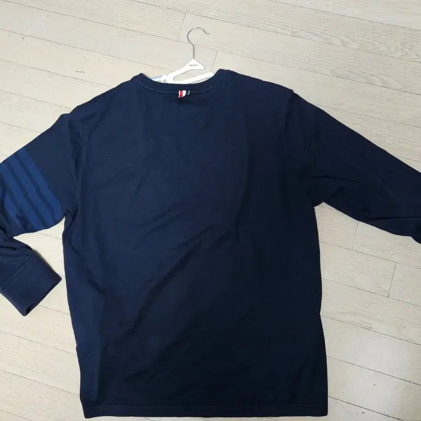[BUNJANG] Thom Browne Navy Tri-Stripe Long Sleeve T-Shirt / 톰브라운 네이비 삼선 긴팔 티셔츠