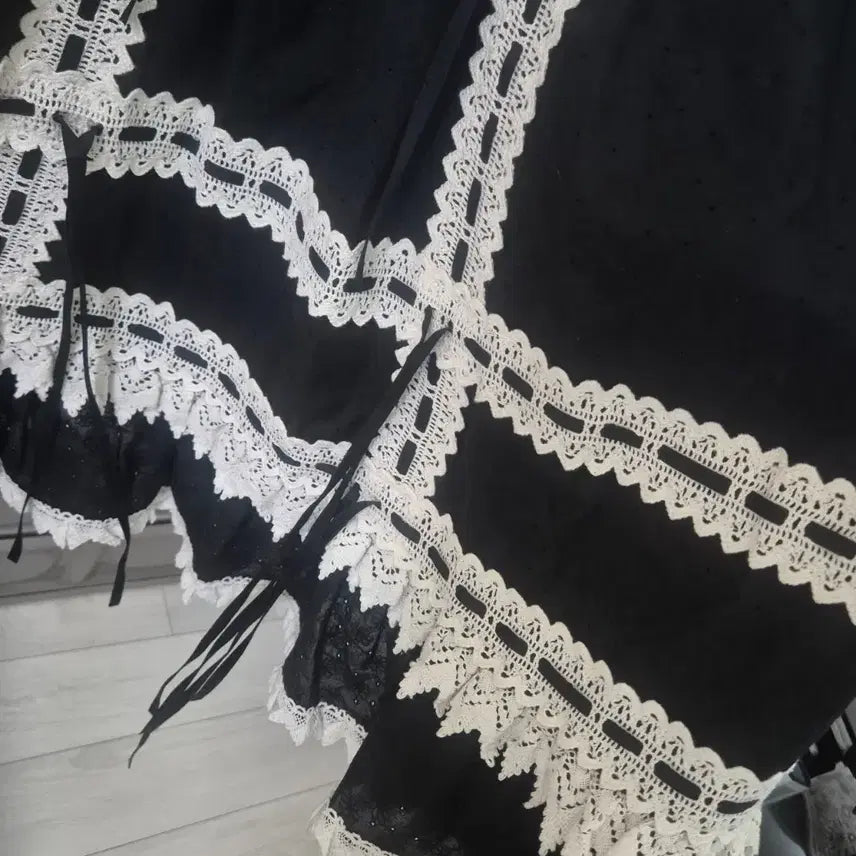 [SOLD OUT] 베이비더스타샤인 하와세 베이비돌 로리타 JSK 점퍼스커트 흑백