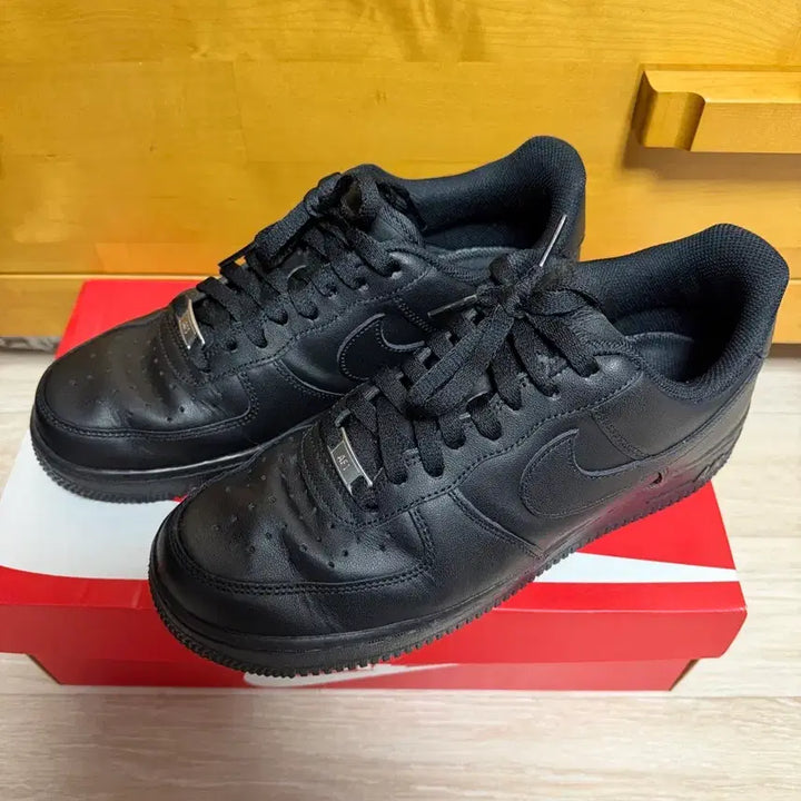 [BUNJANG] Nike Air Force 1 Black / 에어포스 블랙 265 판매합니다.