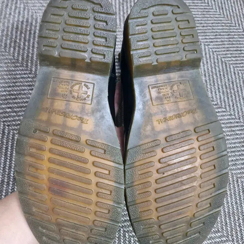 [BUNJANG] Dr. Martens Chelsea Boots UK7 / 닥터마틴 첼시부츠 uk7