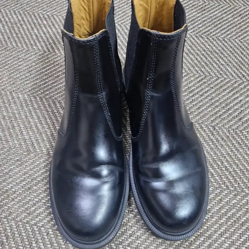 [BUNJANG] Dr. Martens Chelsea Boots UK7 / 닥터마틴 첼시부츠 uk7