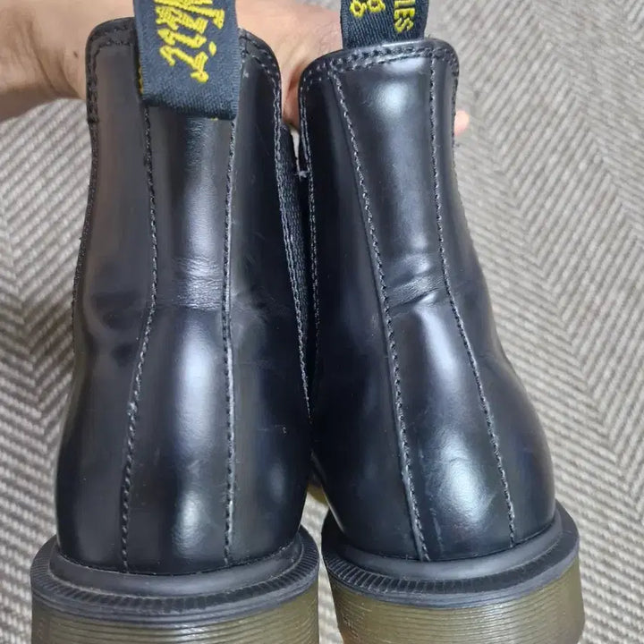 [BUNJANG] Dr. Martens Chelsea Boots UK7 / 닥터마틴 첼시부츠 uk7