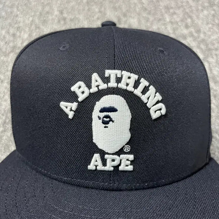 [SOLD OUT] 베이프 뉴에라 피디드 캡